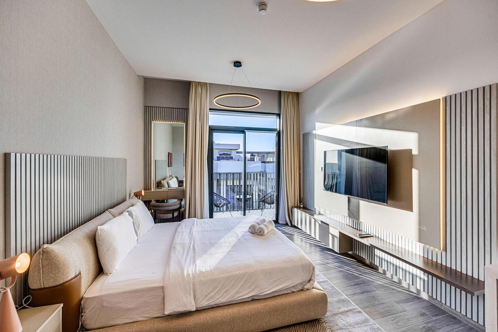 Belgravia Square, Jumeirah Village Circle * Dubai